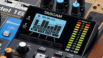 Un puissant enregistreur 16 pistes numérique intégré sur la Tascam Model 16