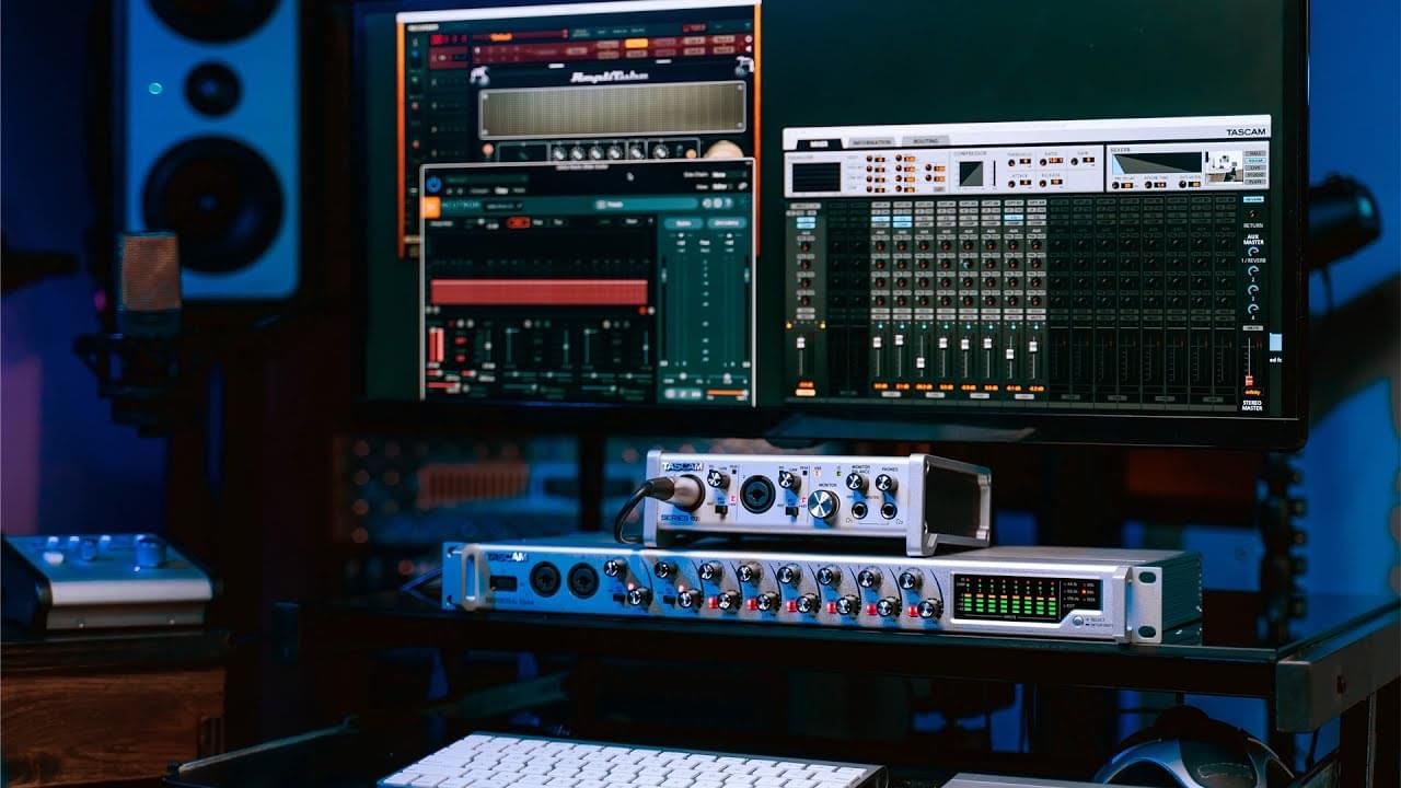 Tascam SERIES 208i | USB Audio/MIDI Interface With DSP Mixer