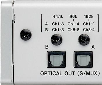 Tascam SERIES 8p Dyna – Wyjścia optyczne S/MUX