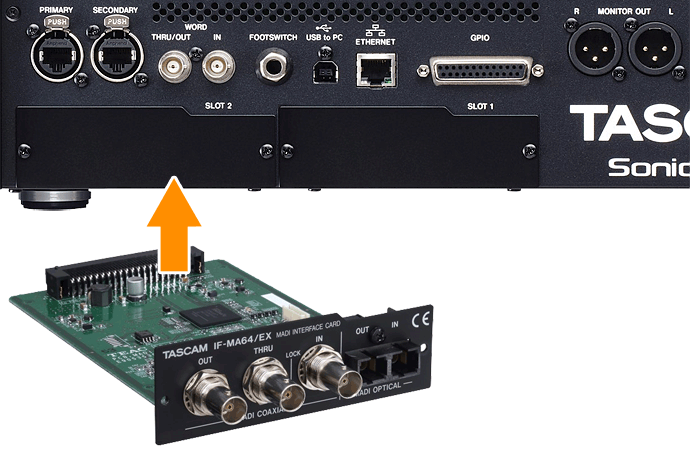 Tascam Sonicview – Wordclock, Ethernet, GPIO, gniazda rozszerzeń na panelu tylnym.