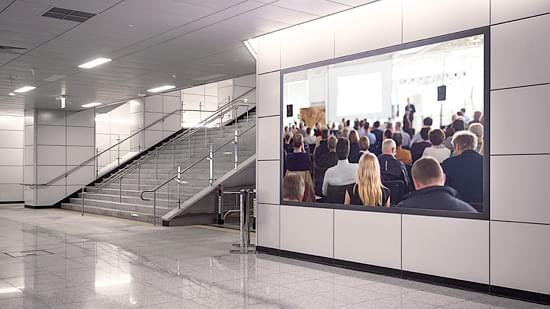 Tascam VS-R264/VS-R265 Video Streamer/Recorder – Lobbybereich in einem Konferenzzentrum